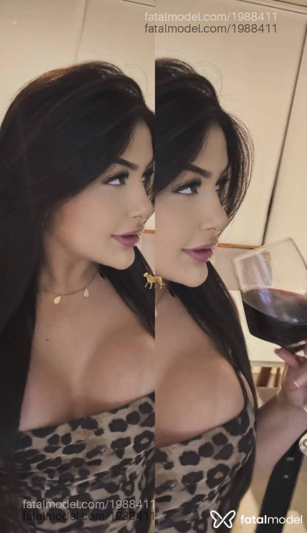 Acompanhante mulher morena (o) de olhos mel - Mariana