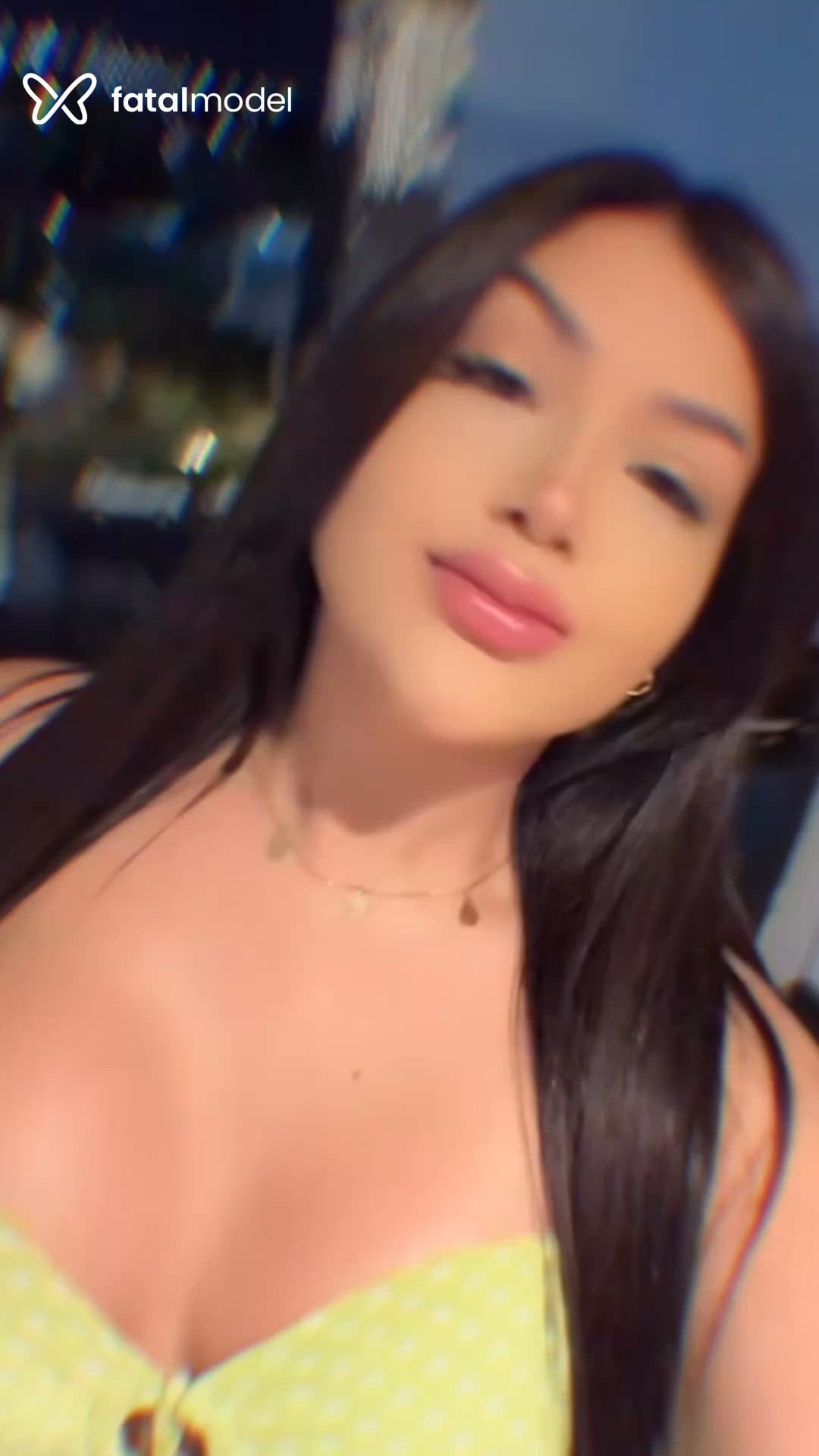 Acompanhante mulher morena (o) de olhos mel - Mariana