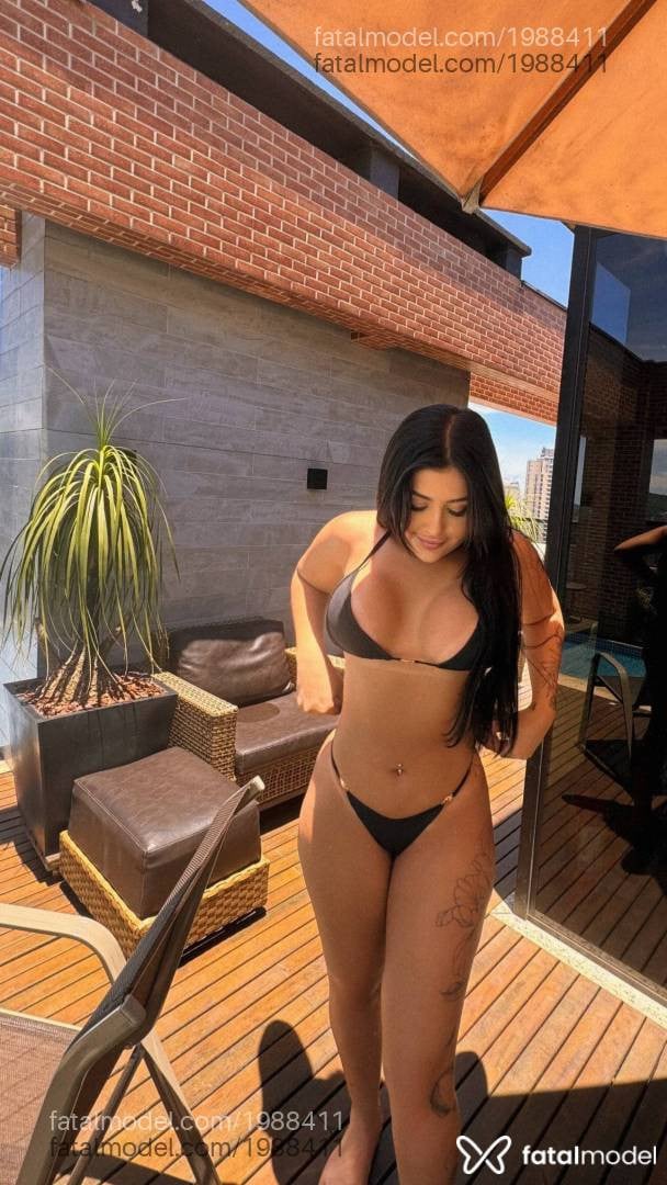 Acompanhante mulher morena (o) de olhos mel - Mariana