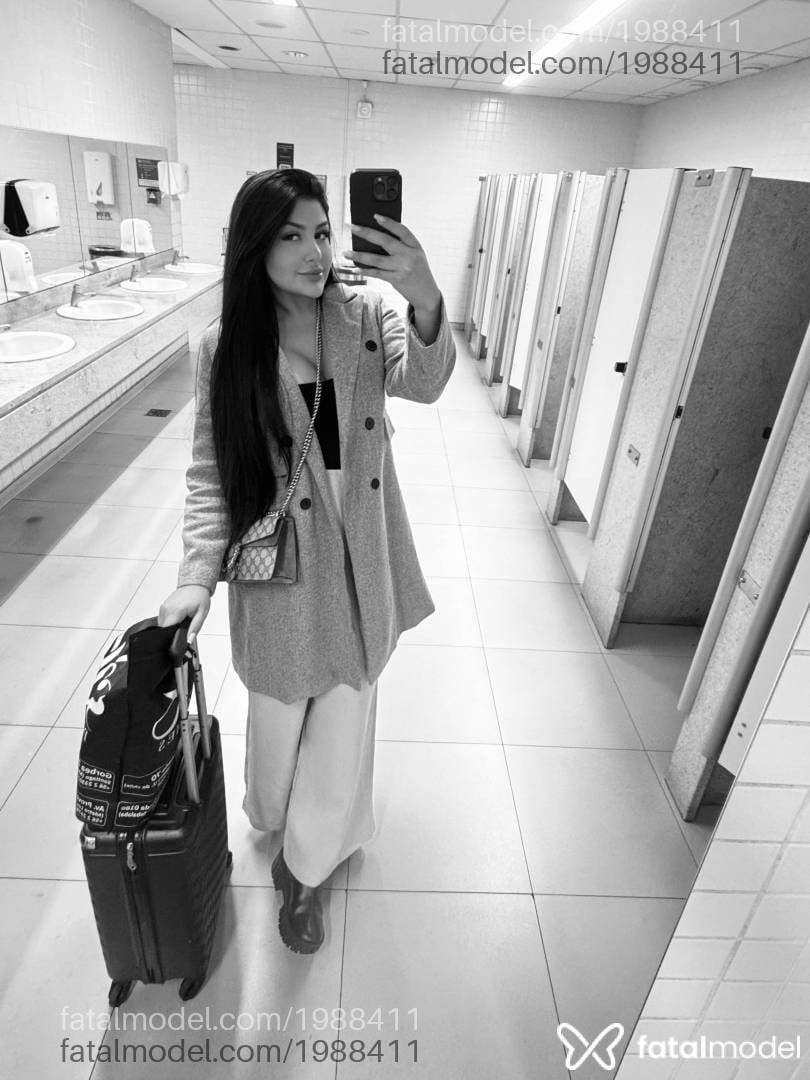 Acompanhante mulher morena (o) de olhos mel em Joinville - Mariana