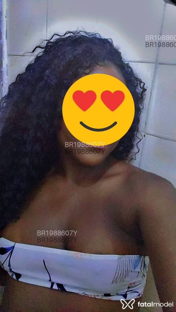 Acompanhante mulher morena (o) de olhos castanhos em Ubá Acompanhante mulher morena (o) de olhos castanhos em Ubá - Morena jambo