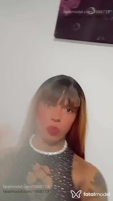 Acompanhante travesti com cabelo castanho de olhos castanhos em Armação dos Búzios - Lorena
