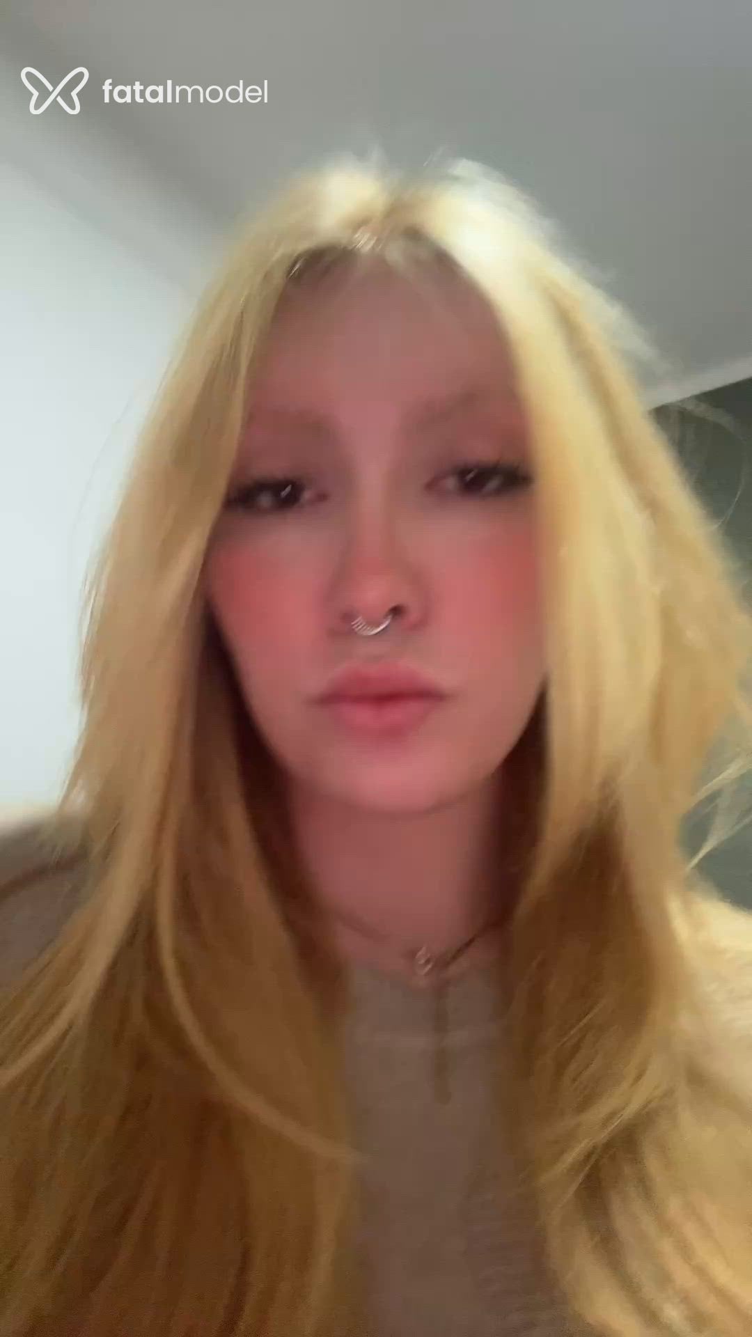 Acompanhante mulher trans com cabelo castanho de olhos mel em Volta Redonda Acompanhante mulher trans com cabelo castanho de olhos mel em Volta Redonda - Cecília Richthofen