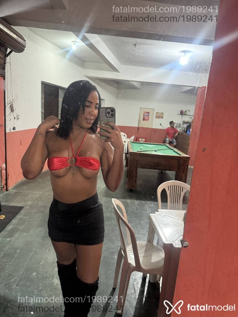 Acompanhante mulher trans morena (o) de olhos castanhos - Jheniffer santos