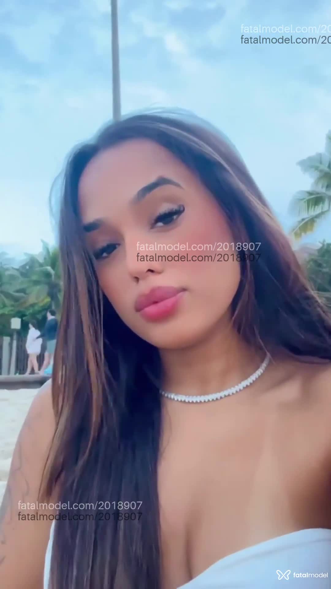 Acompanhante mulher morena (o) de olhos castanhos em São Paulo Acompanhante mulher morena (o) de olhos castanhos em São Paulo - Morena Caiçara