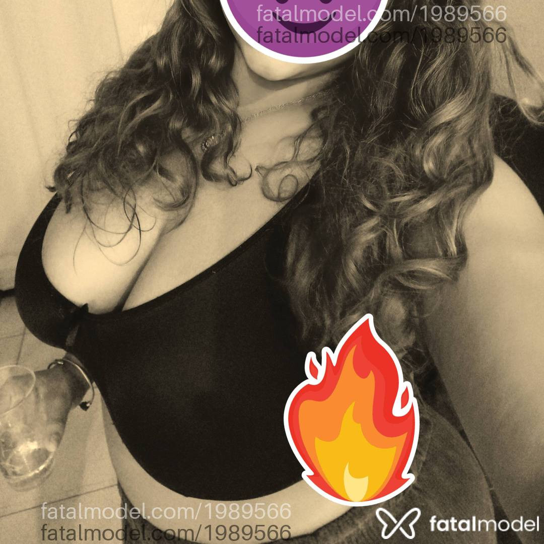 Acompanhante mulher loira (o) de olhos castanhos em Macapá Acompanhante mulher loira (o) de olhos castanhos em Macapá - Sabrina