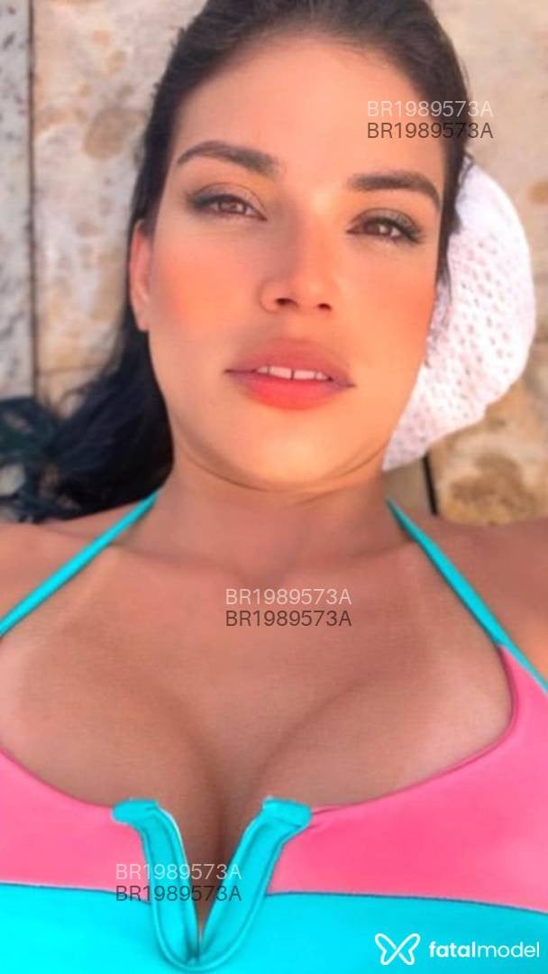 Acompanhante mulher morena (o) de olhos castanhos em São Paulo - Déboranq
