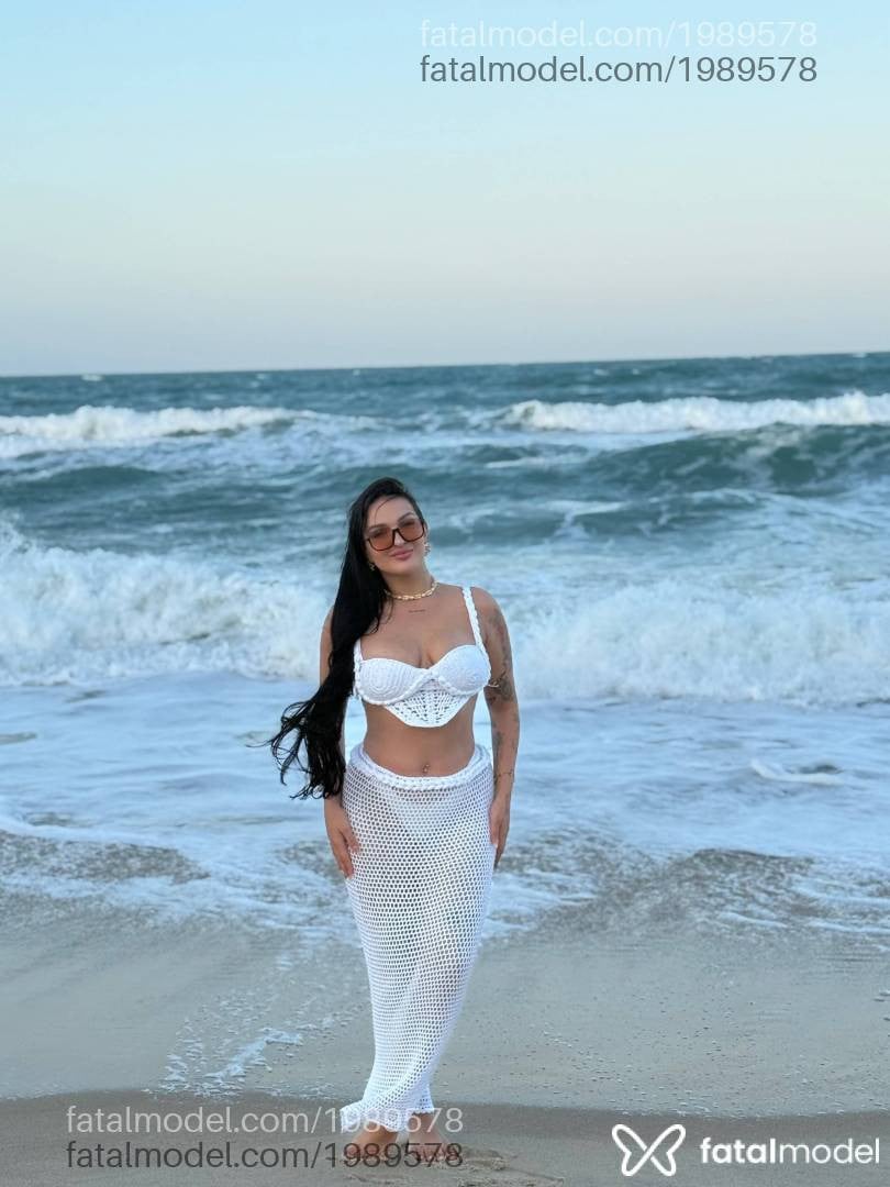 Acompanhante mulher morena (o) de olhos castanhos em Belém Acompanhante mulher morena (o) de olhos castanhos em Belém - Beatriz