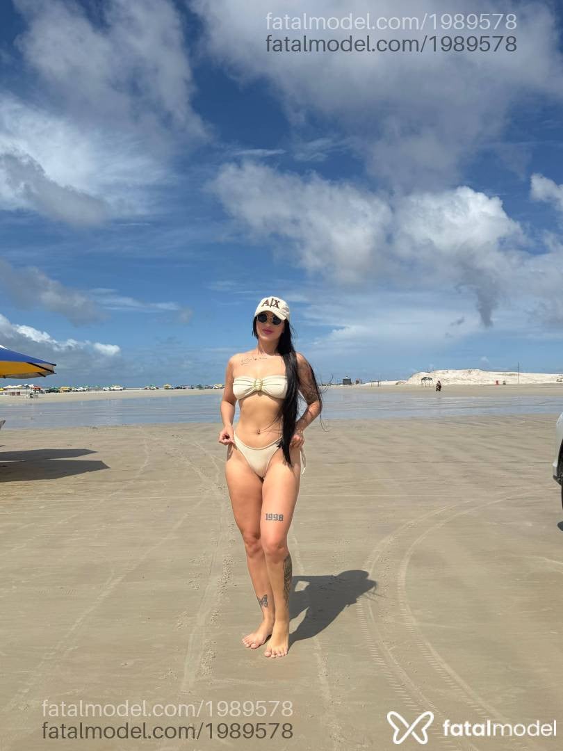 Acompanhante mulher morena (o) de olhos castanhos em Belém Acompanhante mulher morena (o) de olhos castanhos em Belém - Beatriz