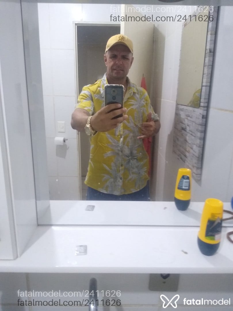 Acompanhante homem sem cabelo de olhos castanhos em Bauru Acompanhante homem sem cabelo de olhos castanhos em Bauru - Endrigo