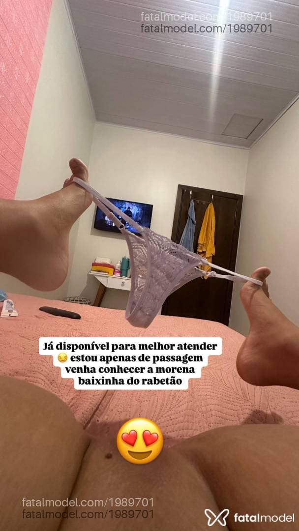 Acompanhante mulher morena (o) de olhos castanhos - Ayra Ravena