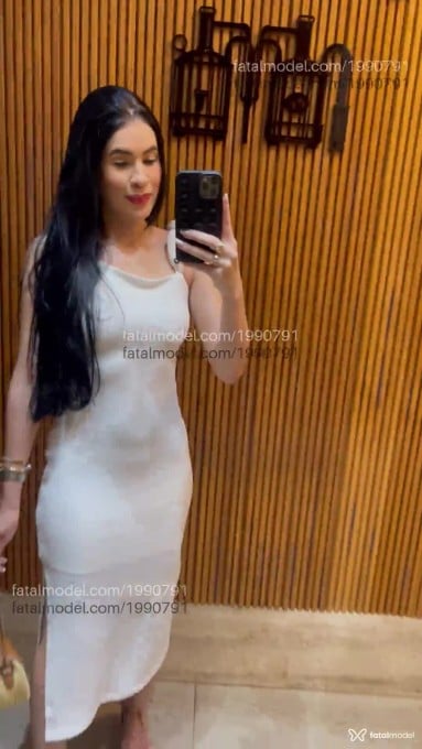 Acompanhante mulher com cabelo castanho de olhos castanhos em Goiânia Acompanhante mulher com cabelo castanho de olhos castanhos em Goiânia - Sophia Rodrigus