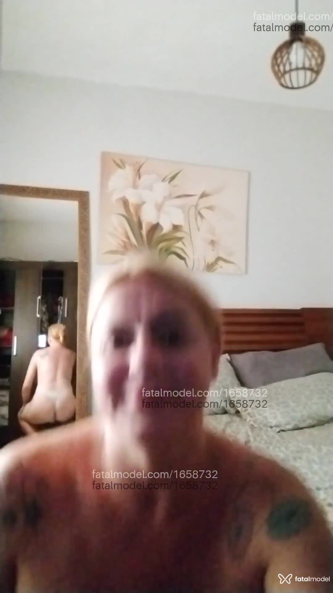 Acompanhante mulher trans loira (o) de olhos castanhos em Lavras - Mirela