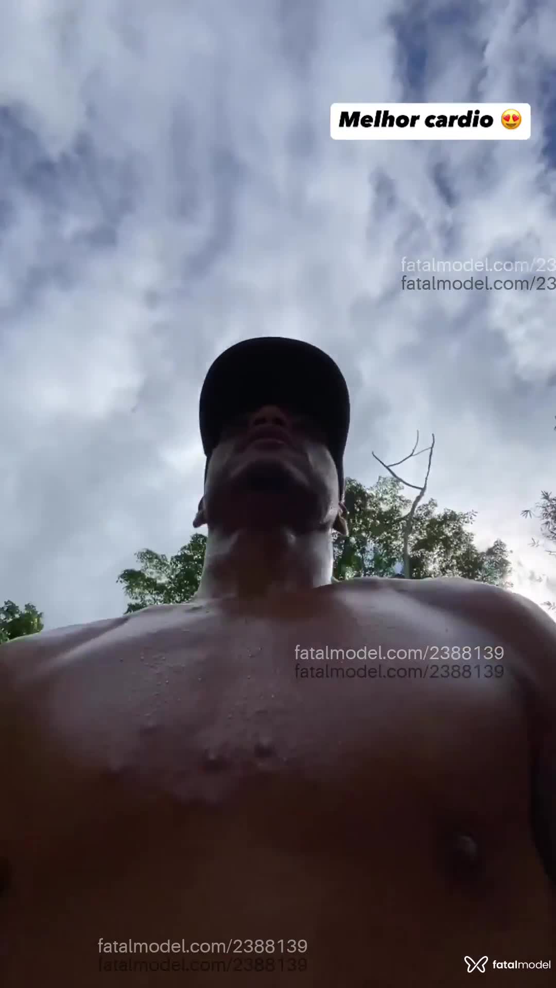 Acompanhante homem morena (o) de olhos castanhos - Jonh Santos
