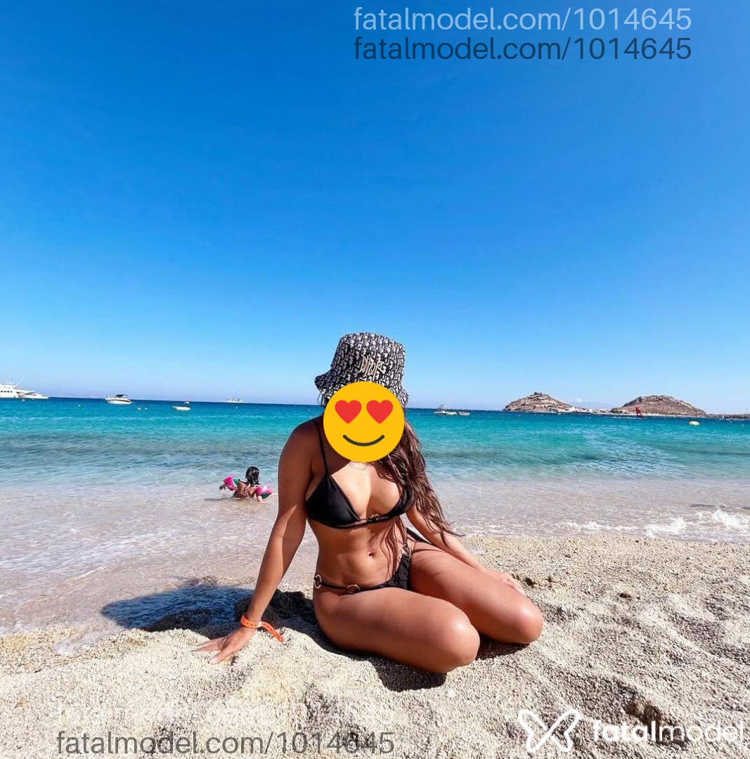 Acompanhante mulher com cabelo castanho de olhos castanhos em Matinhos - Camila