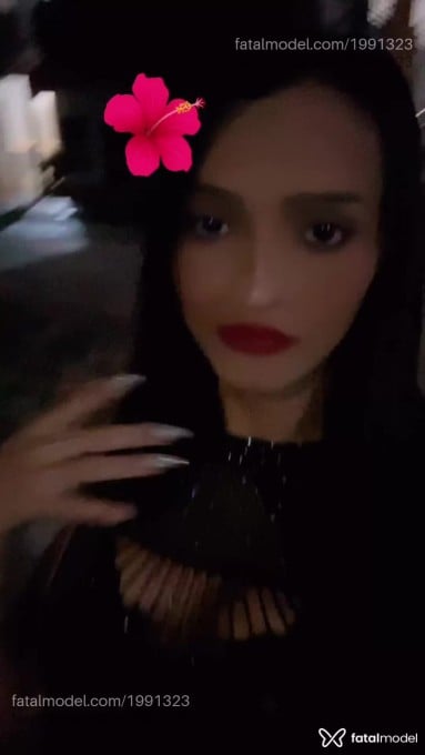 Acompanhante mulher trans com cabelo castanho de olhos pretos em Rondonópolis - Danny
