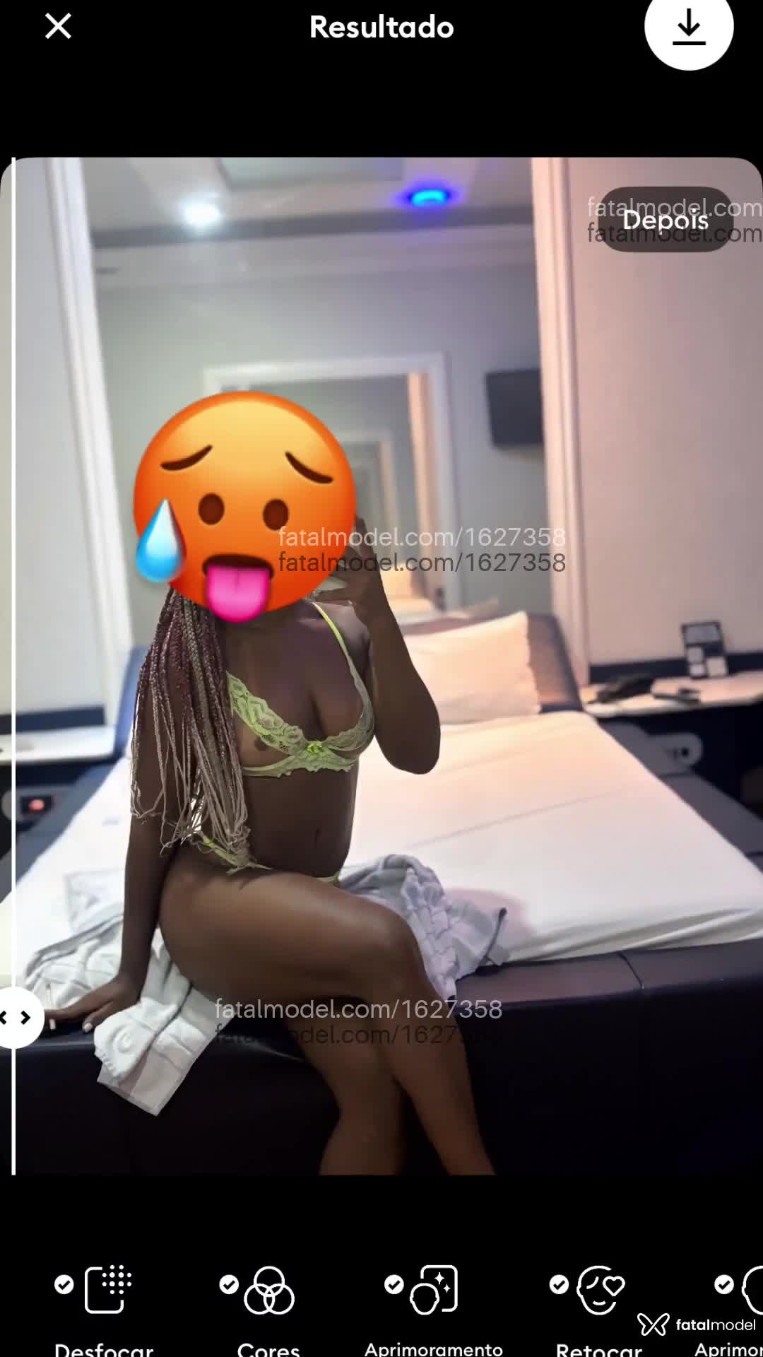 Acompanhante mulher com cabelo colorido de olhos castanhos em Duque de Caxias - Kathy