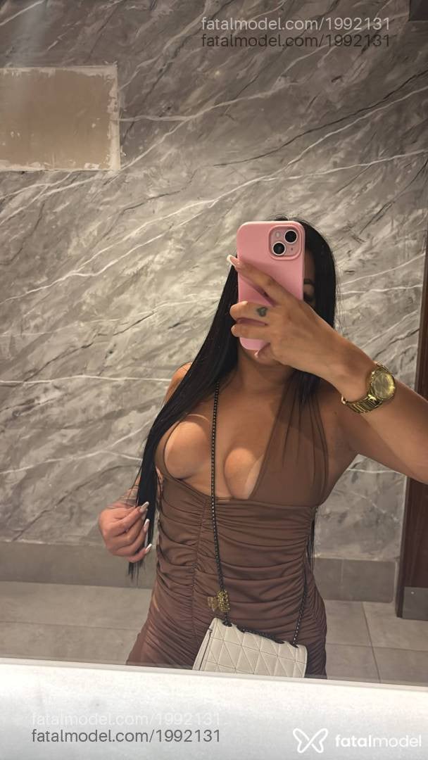 Acompanhante mulher morena (o) de olhos castanhos em Sete Lagoas - Polly