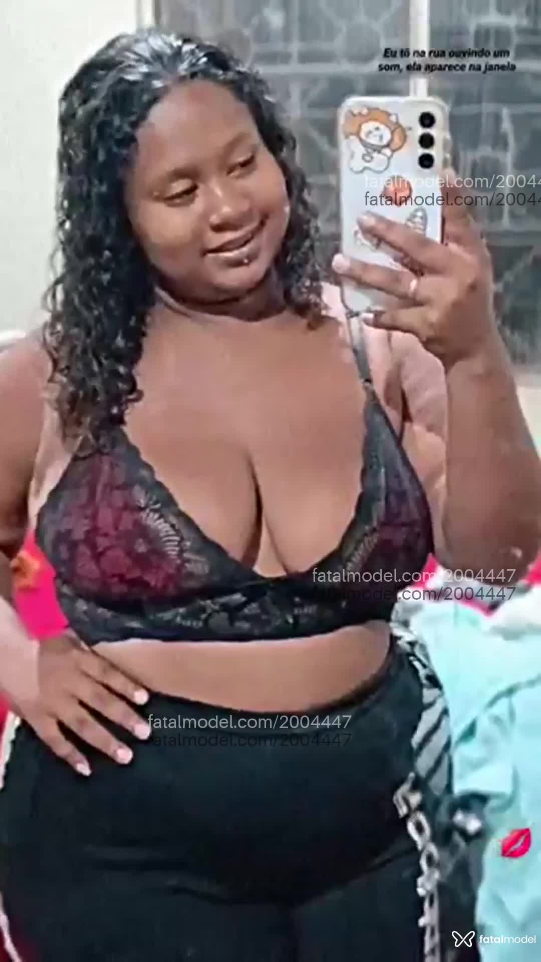 Acompanhante mulher morena (o) de olhos mel em Brasília - Gordinhasex
