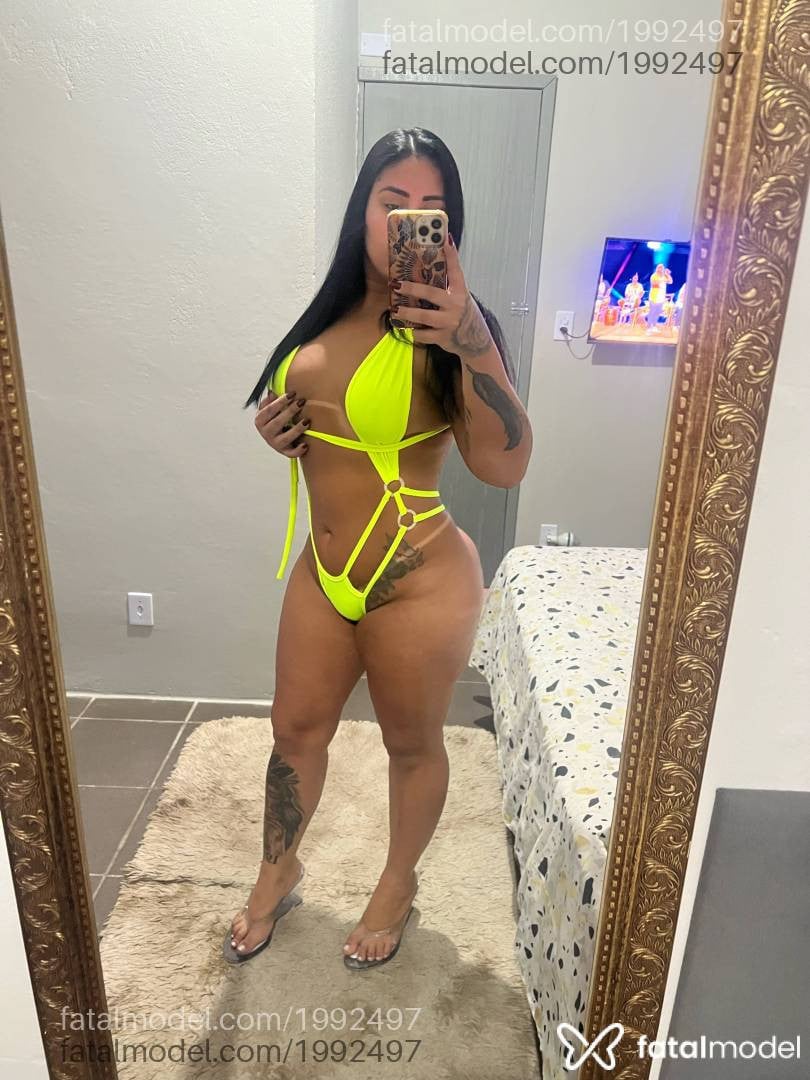Acompanhante mulher morena (o) de olhos castanhos - Barbara Oliveira