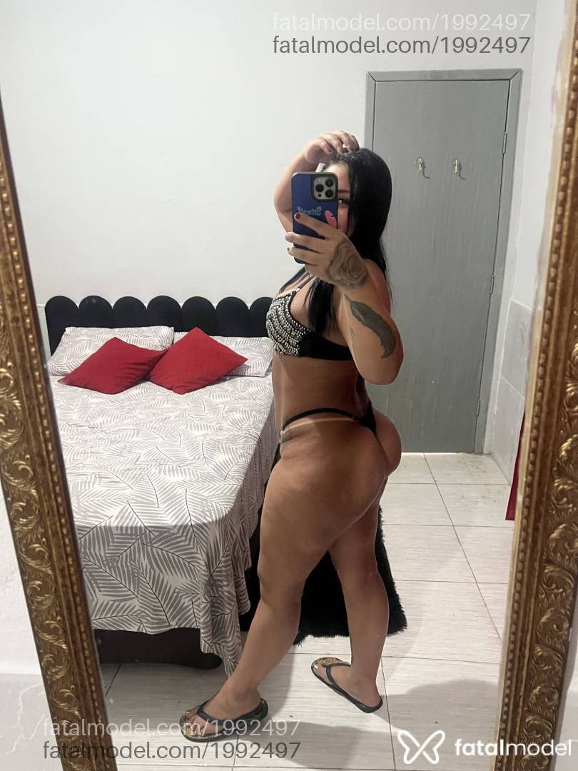 Acompanhante mulher morena (o) de olhos castanhos - Barbara Oliveira
