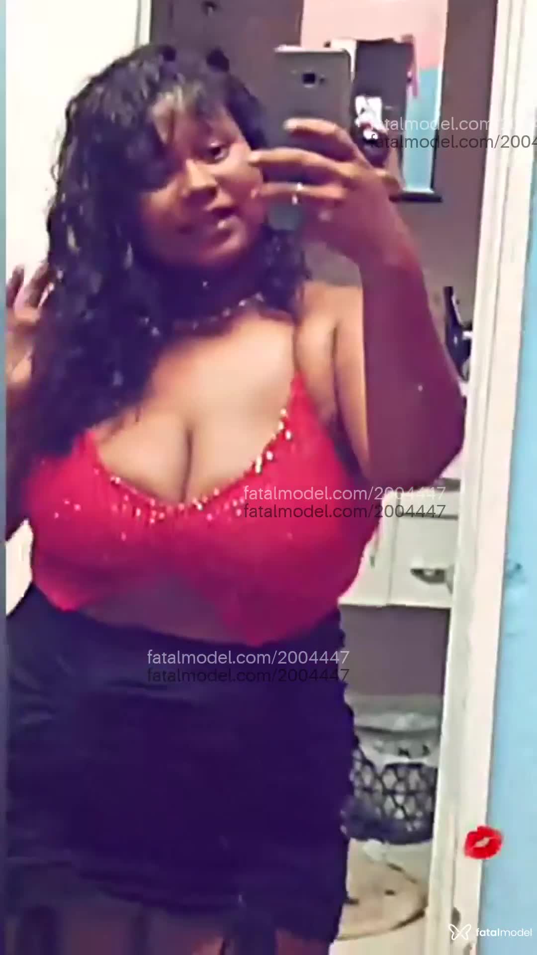 Acompanhante mulher morena (o) de olhos mel em Brasília - Gordinhasex