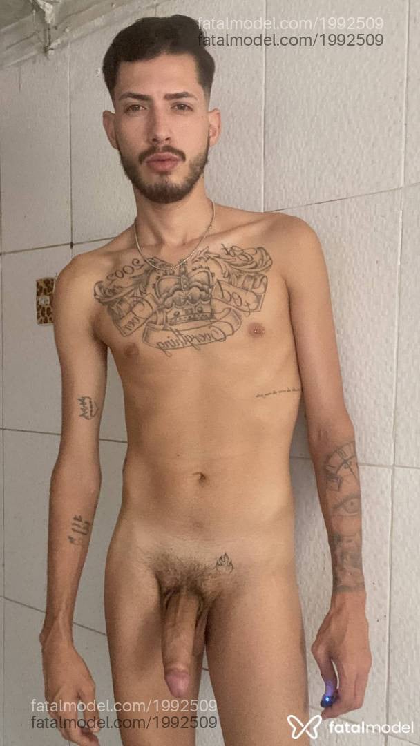 Acompanhante homem morena (o) de olhos verdes - Biel