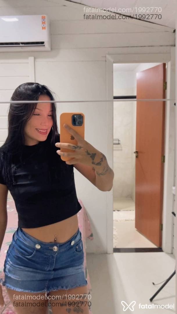Acompanhante mulher morena (o) de olhos castanhos - Nay Silva