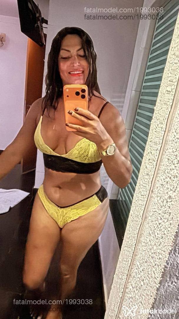 Acompanhante mulher trans morena (o) de olhos pretos em Anápolis - Andressa