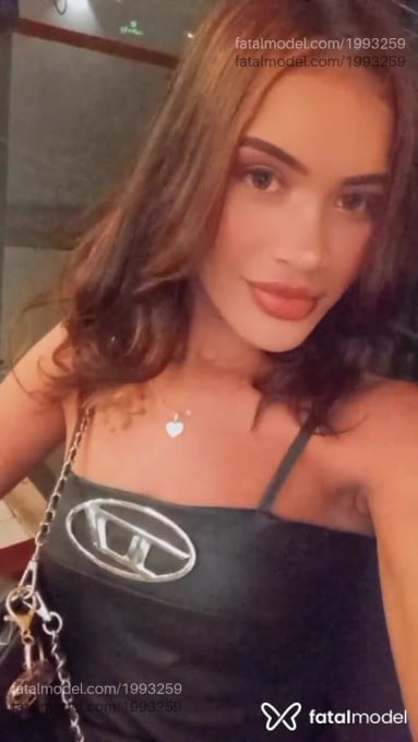 Acompanhante mulher morena (o) de olhos mel - Ruby Martins