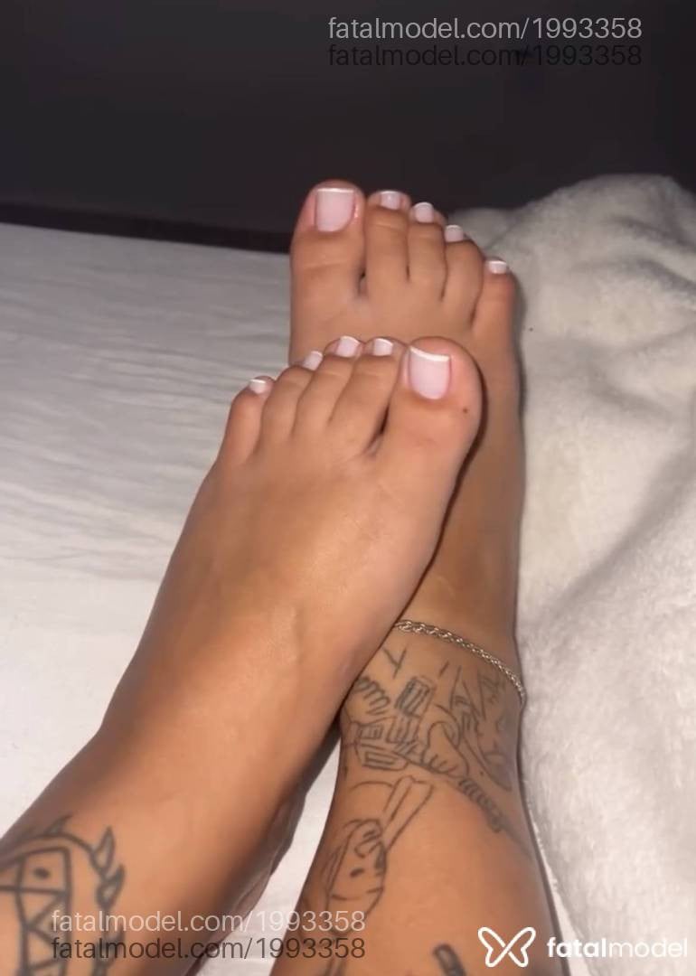 Acompanhante mulher morena (o) de olhos castanhos - Mariah
