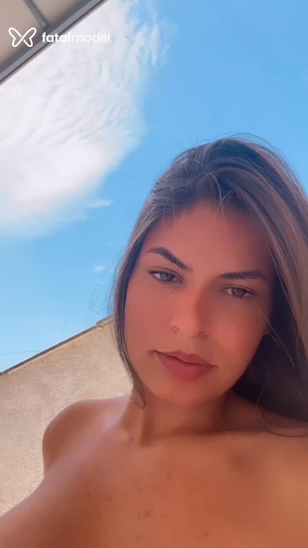 Acompanhante mulher com cabelo castanho de olhos castanhos - Yasmin Santtinny