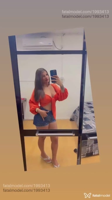 Acompanhante mulher com cabelo castanho de olhos castanhos em Itaguaí - Yasmin Santtinny