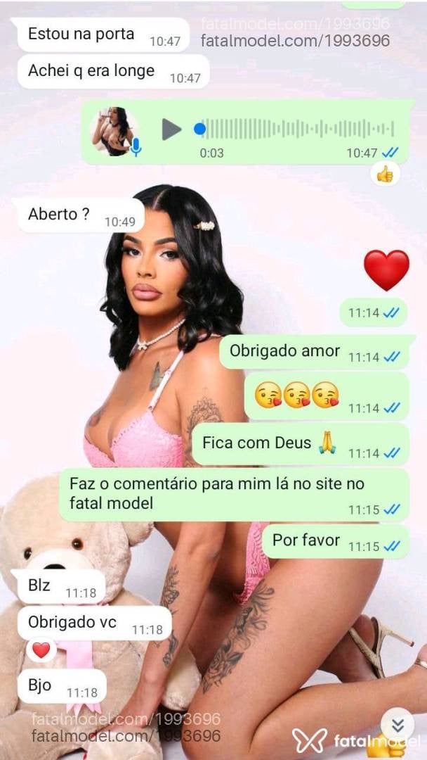 Acompanhante mulher trans com cabelo castanho de olhos castanhos em Barbacena - Julinha Tavares