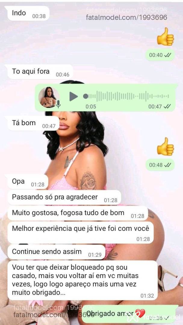Acompanhante mulher trans com cabelo castanho de olhos castanhos em Barbacena - Julinha Tavares