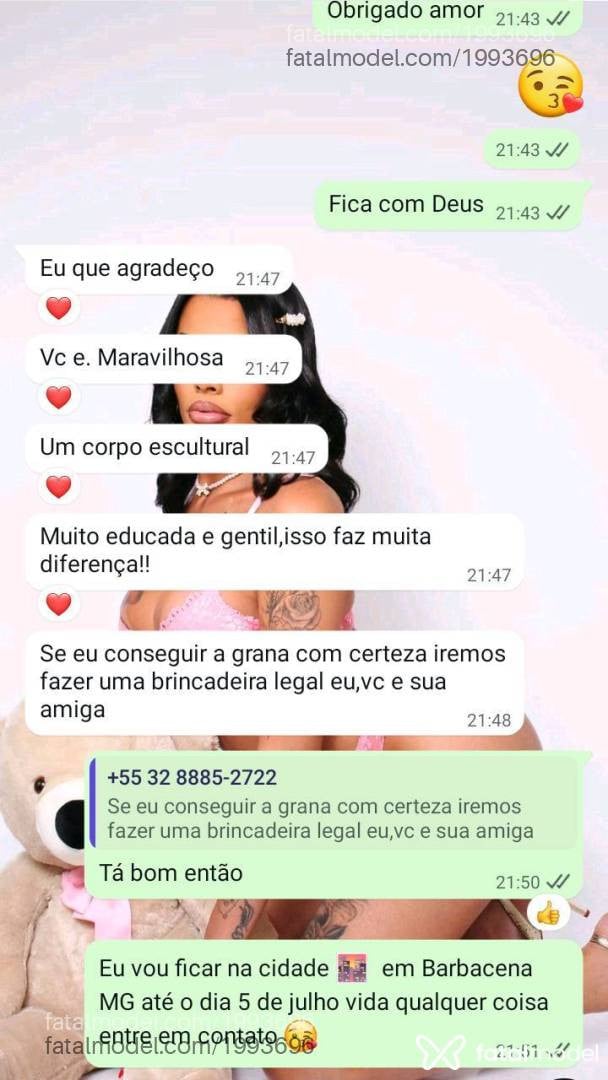 Acompanhante mulher trans com cabelo castanho de olhos castanhos em Barbacena - Julinha Tavares