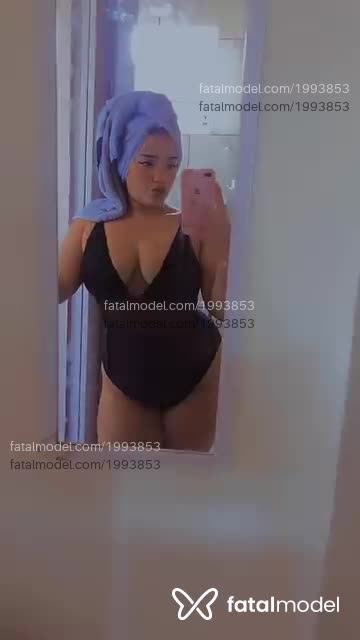 Acompanhante mulher com cabelo castanho de olhos pretos em São Paulo - Camila