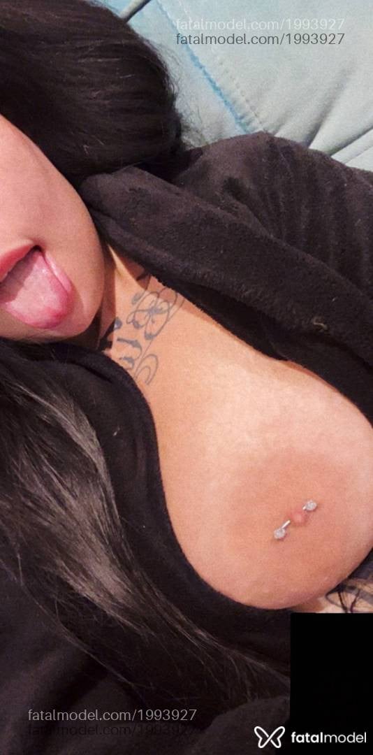 Acompanhante mulher morena (o) de olhos castanhos - Savage