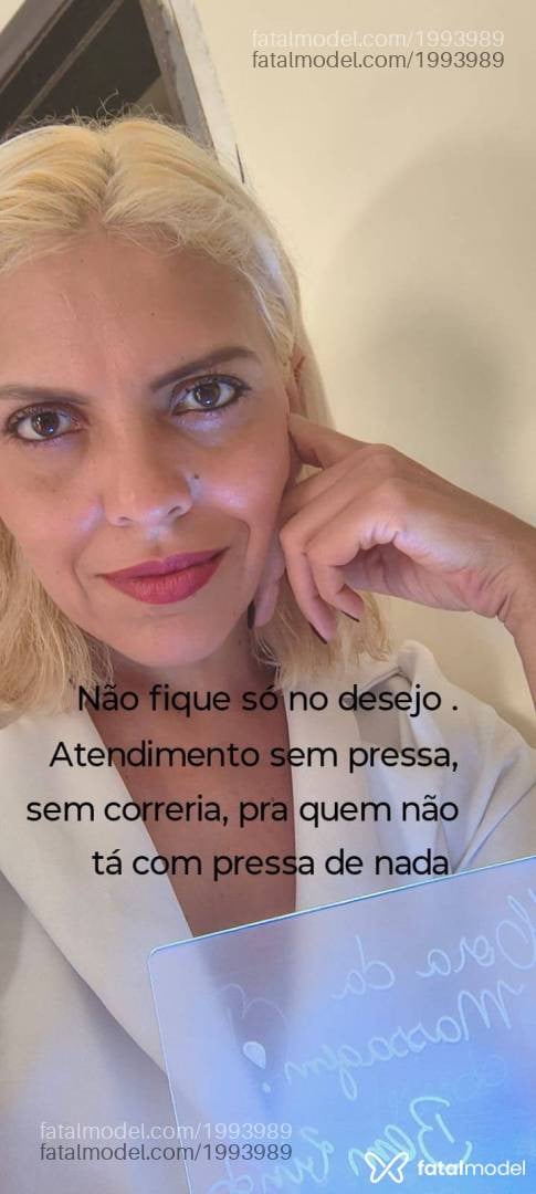 Acompanhante mulher morena (o) de olhos castanhos - Ayllah Saphire