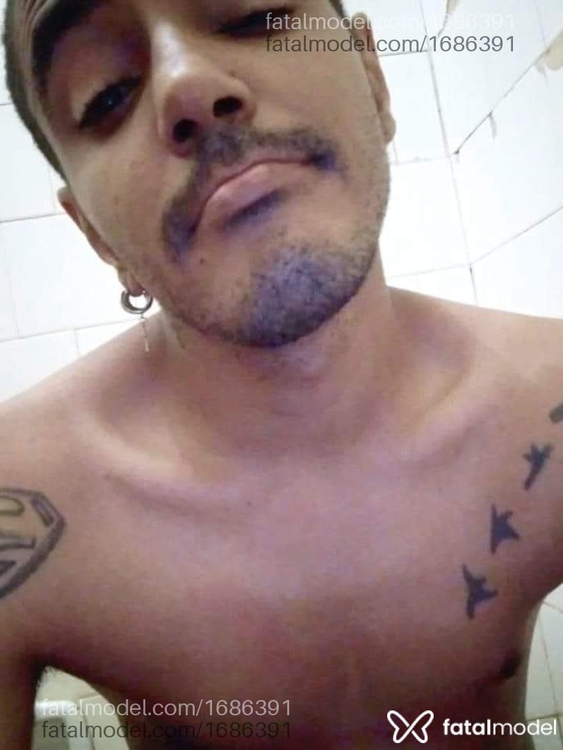 Acompanhante homem morena (o) de olhos pretos em Barroso - Serafim