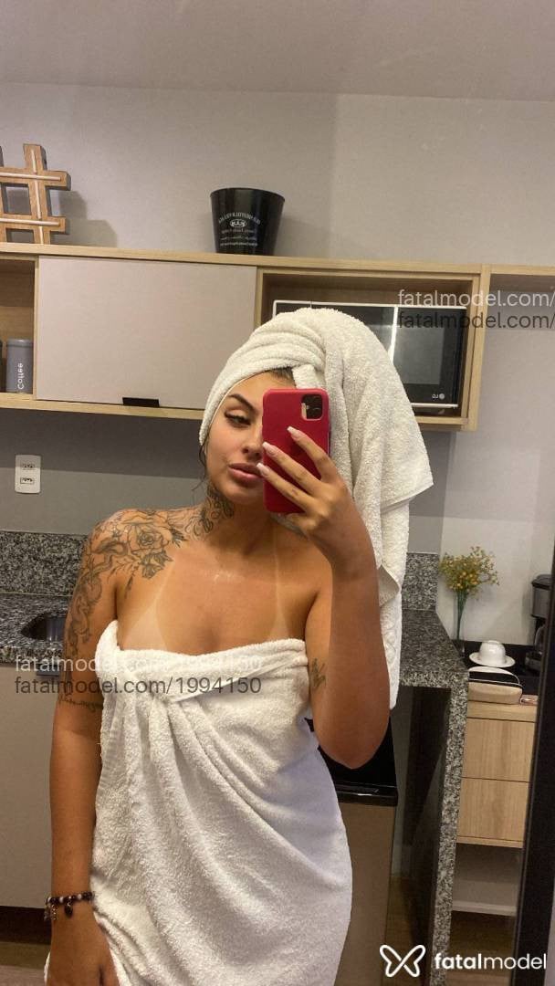 Acompanhante mulher loira (o) de olhos castanhos em São Paulo - Maria Fernanda