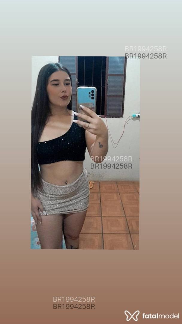 Acompanhante mulher com cabelo castanho de olhos castanhos em Porto Alegre - Aylla Padilha