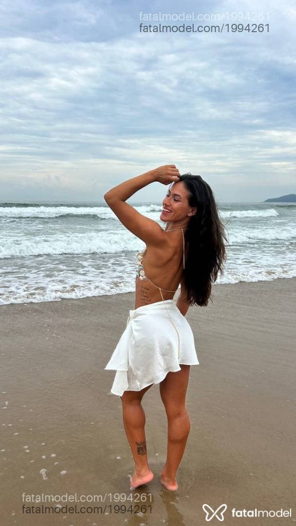 Acompanhante mulher com cabelo castanho de olhos castanhos - Yasmin Santori