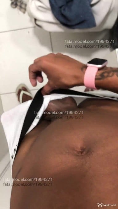 Acompanhante homem morena (o) de olhos castanhos em São Paulo - Lourenço
