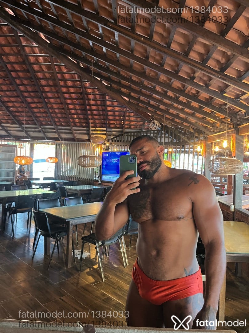 Acompanhante homem morena (o) de olhos mel em Belém - Carlos Maranhao