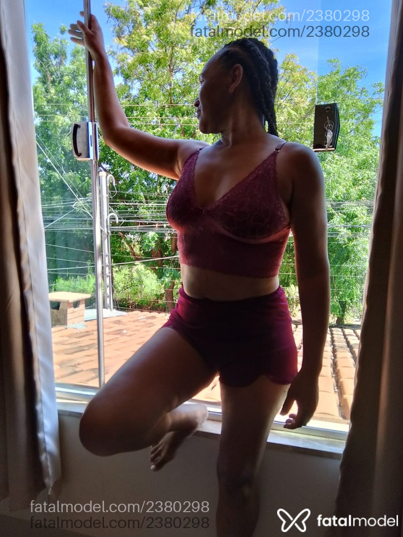 Acompanhante mulher morena (o) de olhos pretos em Feira de Santana - Carol Mello