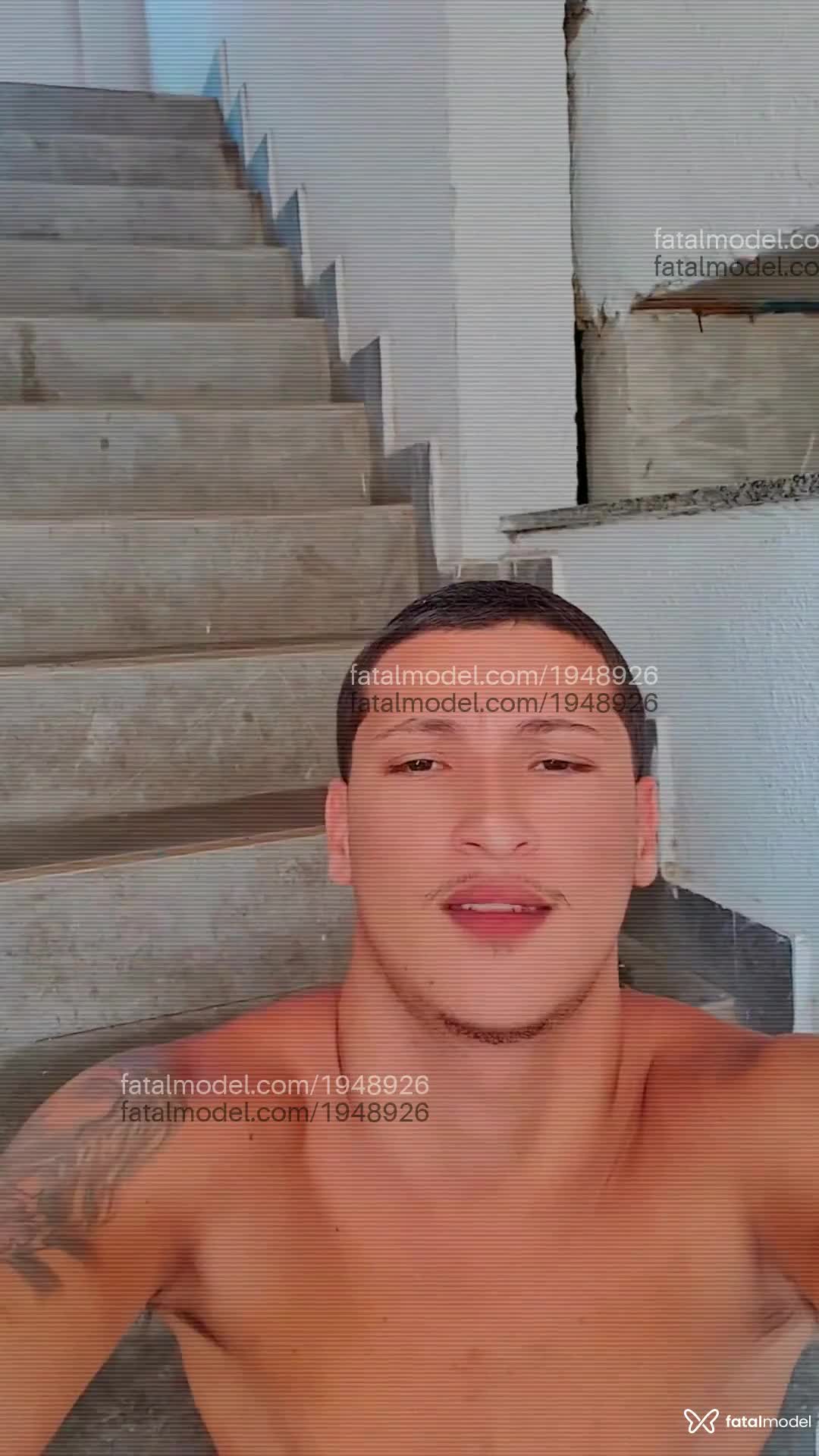 Acompanhante homem morena (o) de olhos pretos em Rio de Janeiro - Jota