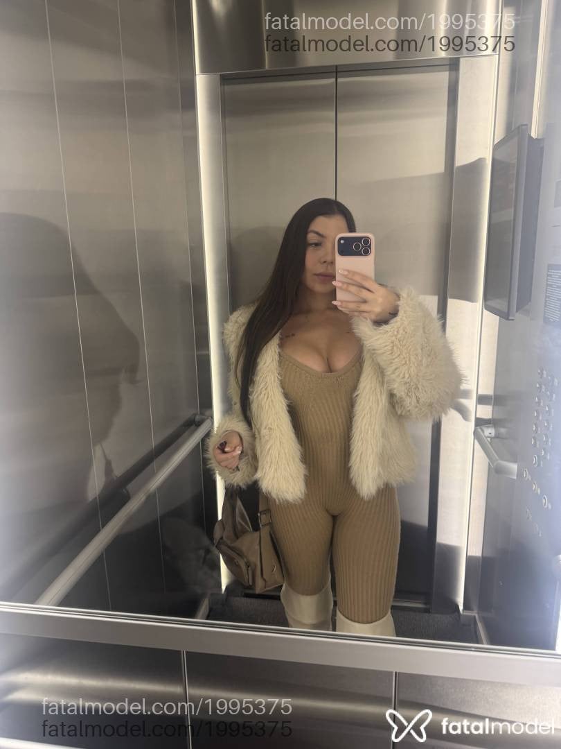 Acompanhante mulher com cabelo castanho de olhos mel em São Paulo - Laís Biancatti
