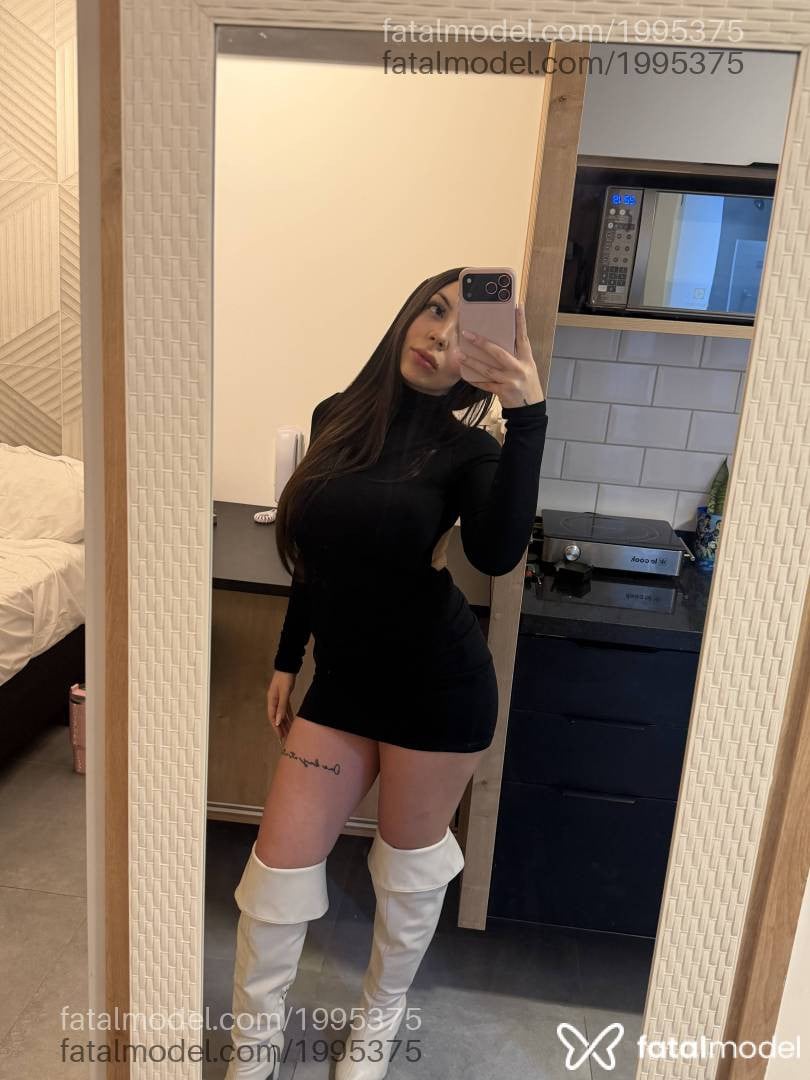 Acompanhante mulher com cabelo castanho de olhos mel em São Paulo - Laís Biancatti