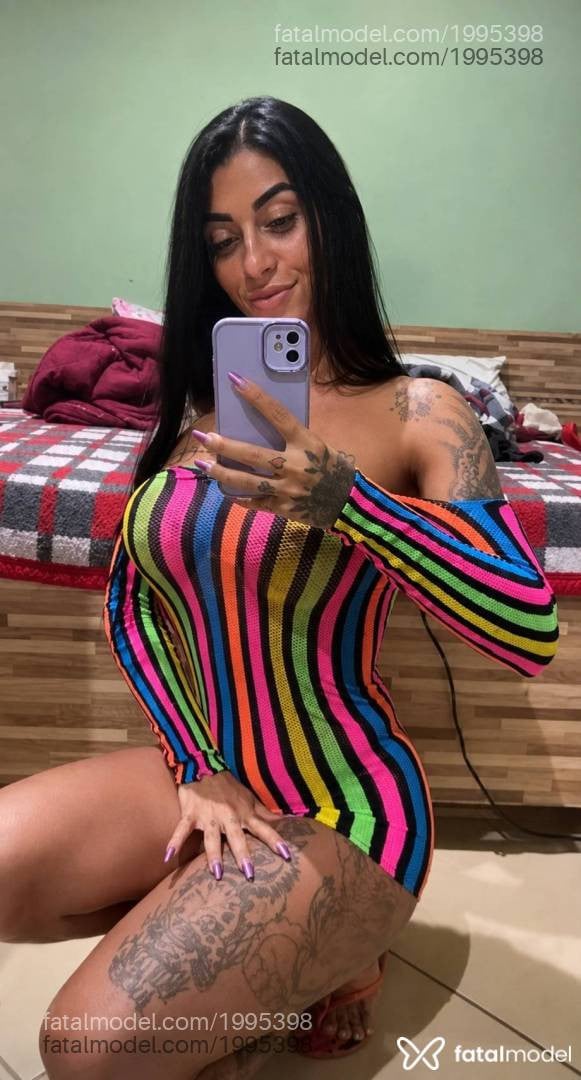 Acompanhante mulher morena (o) de olhos castanhos - Mia Lopez